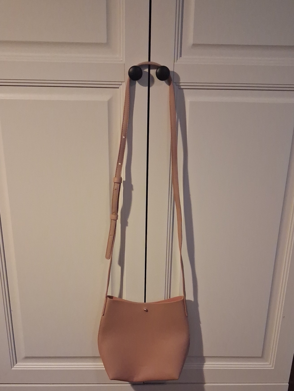 Light PINK Crossbody Bag - Minimal Leather Shoulder Bag